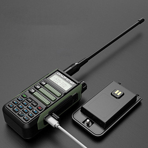 Рация Baofeng UV-16 7W с гарнитурой зеленая